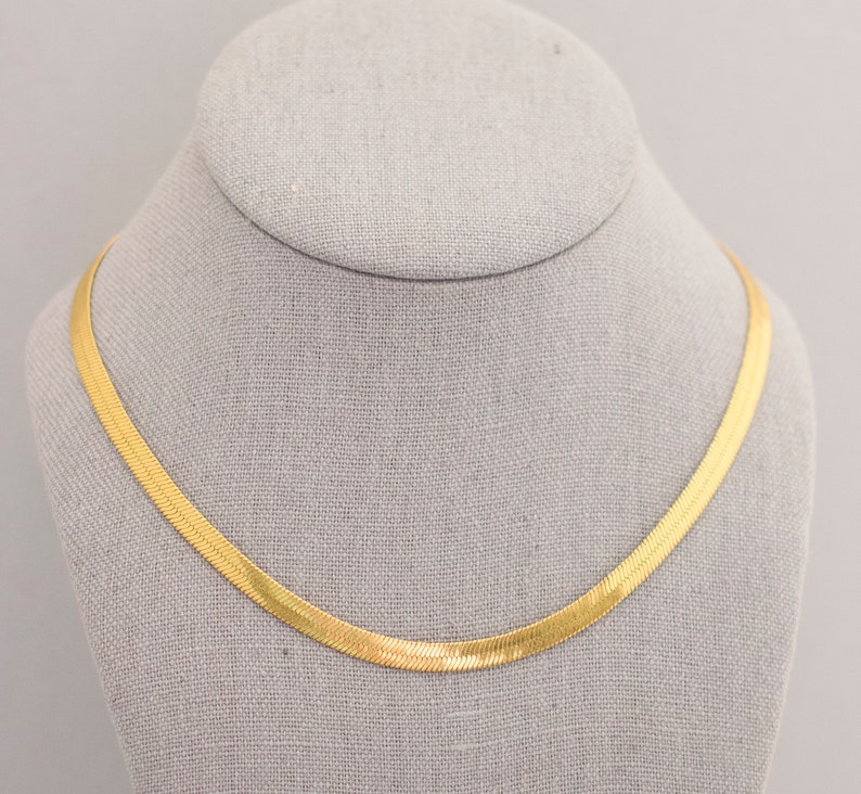 18 Inch Gold Chain Necklace CC1