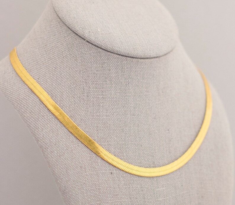 18 Inch Gold Chain Necklace CC1