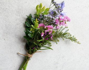 Letterbox Posy with ‘New Home’ card