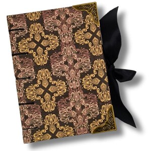 Hardcover Artist Journal Handmade by Sonrisas de Ratona in A Coruña, Galicia, Spain