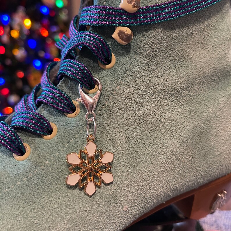 Special Snowflake Roller Skate Lace Charm Accessory