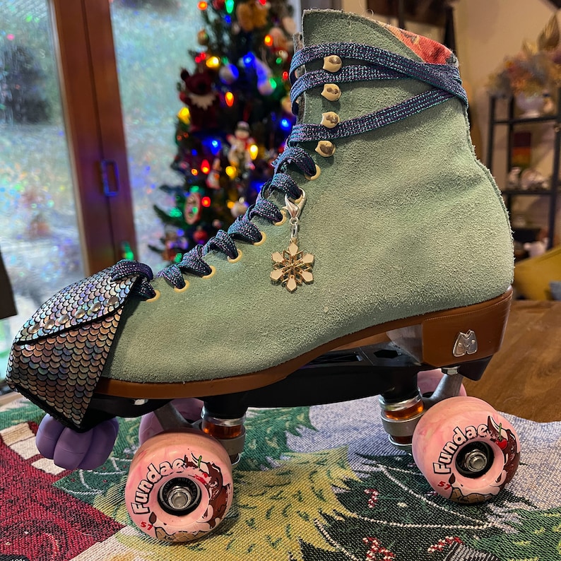 Special Snowflake Roller Skate Lace Charm Accessory