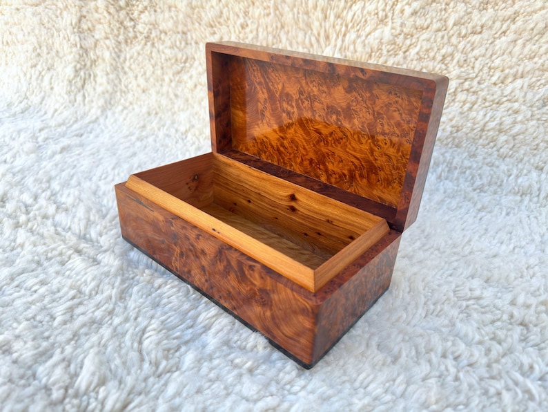 Large handmade wooden jewelry box made of thuya burl wood 10x6in