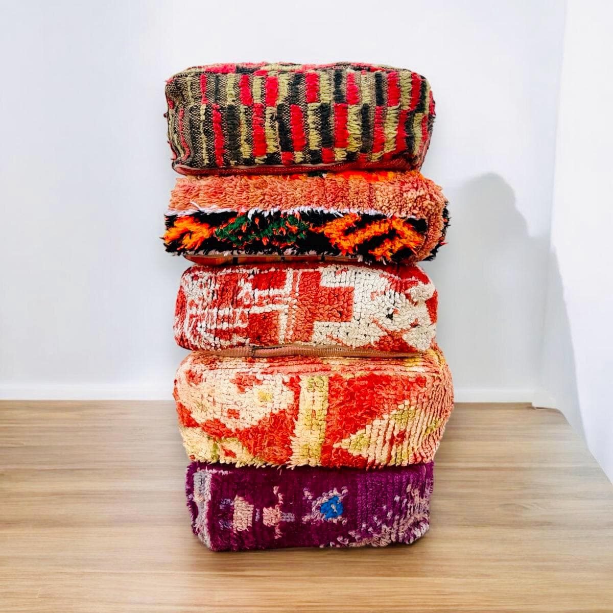 Kelim Pouf, Bodenpouf Vintage marokkanischer Ottoman, Beni Ourain quadratischer Pouf, Yoga Meditationskissen, Outdoor Kilim Kissenbezug