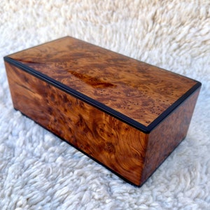 Grande scatola portagioie in legno fatta a mano in legno di radica di Thuya 10 x 6 pollici, organizer per gioielli, scatola dei ricordi, scatola portaoggetti decorativa per donne, scatole portagioie