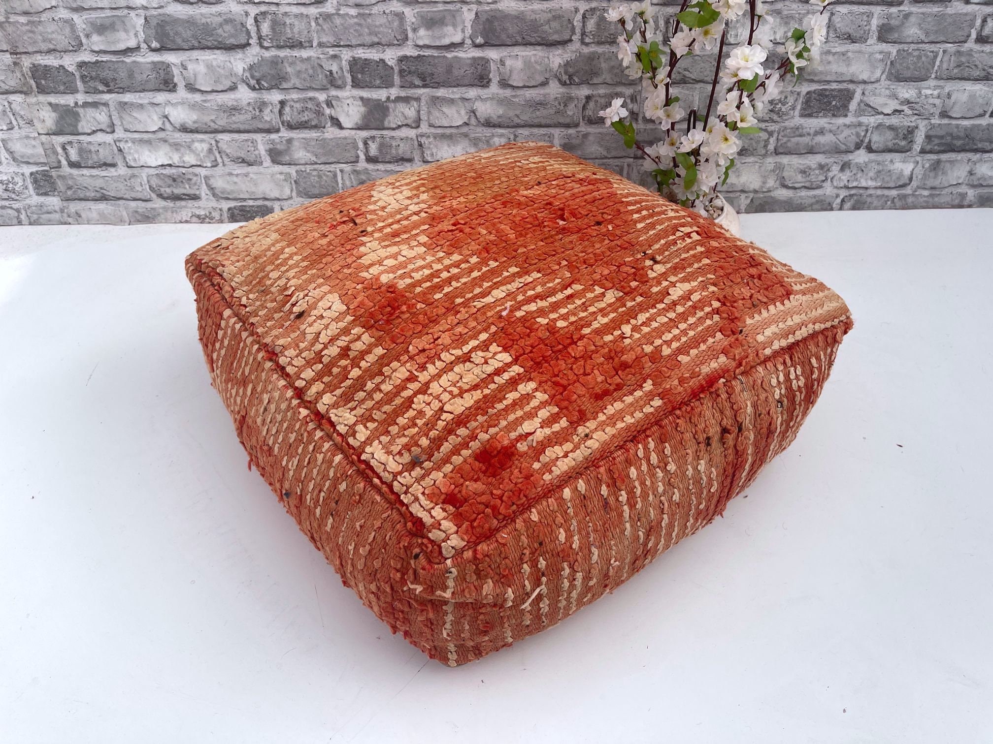 superbe coussin marocain, handwoven kilim pouf, beanbag, yoga meditation cushion, linen connections, ottoman, footstool, home decor gift