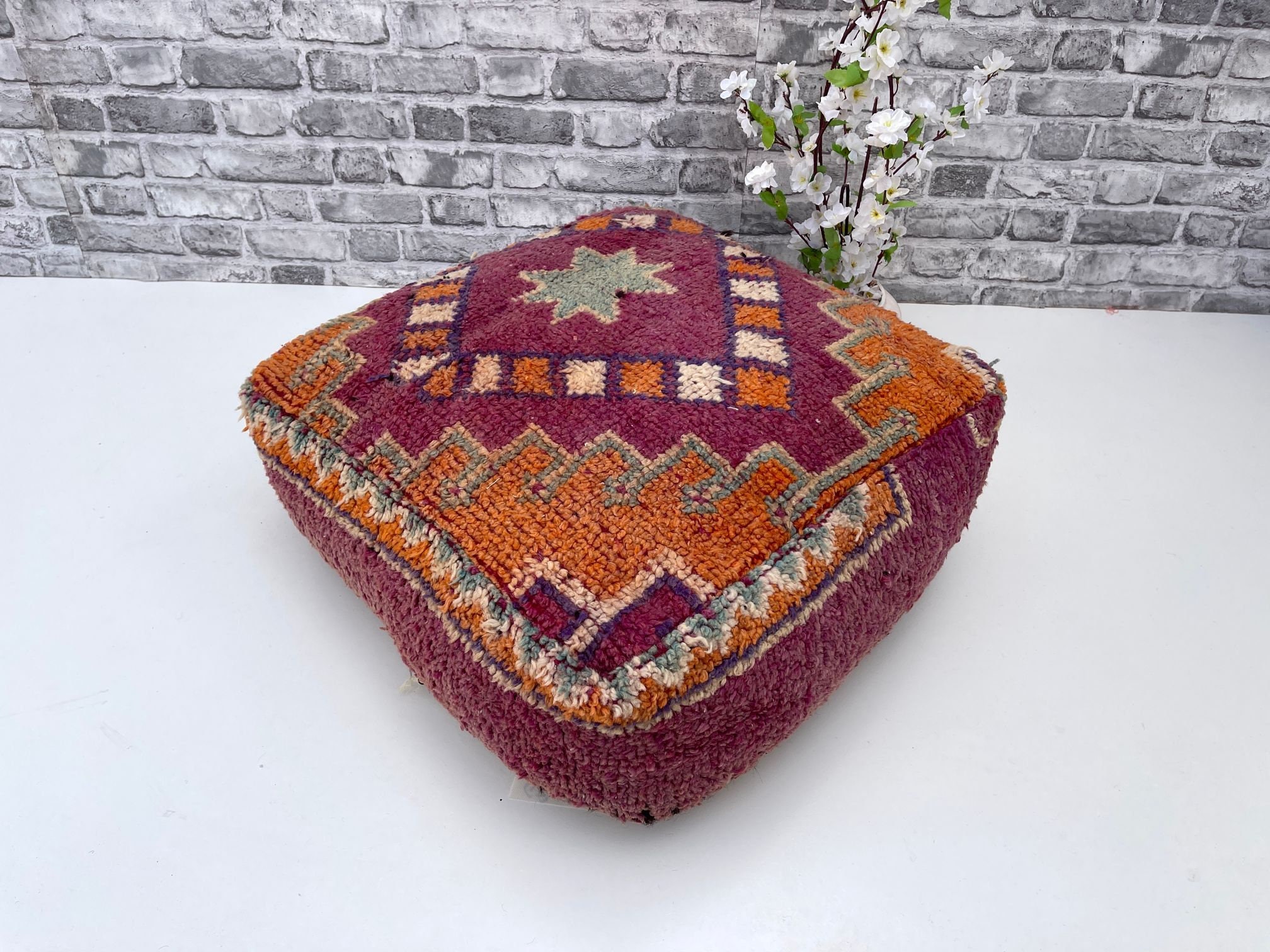 pouf marocain, beni ourain pouf, pouf berbère, oreiller de plancher, coussin plancher tapis fait main tabourets carrés berbères home decor