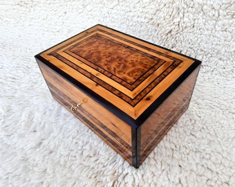 Hand-Crafted Wooden JEWELRY BOX  Made of Thuya Burl 11x7in ,Women Jewelry Box, Watch Box For Men, Decorative Lockable Box, Gifts For Women