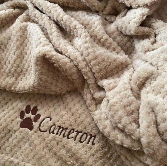 Personalised, customised embroidered dog/cat puppy/kitten/pet gift, soft cosy blanket/furniture throw.