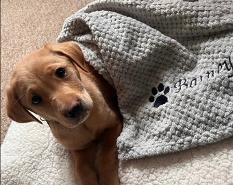 Manta suave tipo gofre, bordada y personalizada para perros, gatos, cachorros, gatitos y otras mascotas (Reino Unido).