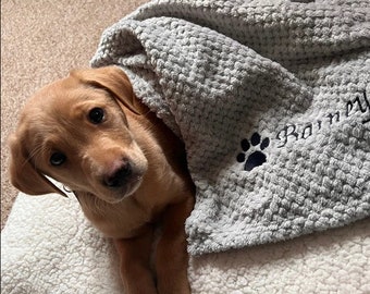 Personalised, embroidered dog/cat puppy/kitten/pet soft waffle blanket.