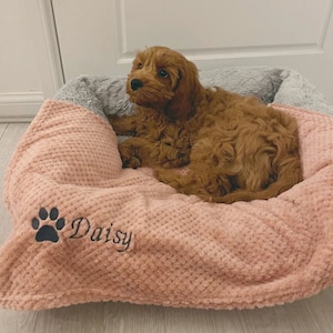 Personalised, embroidered dog/cat puppy/kitten/pet soft waffle blanket.