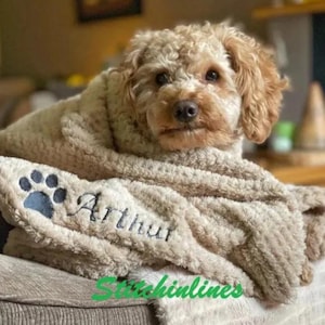 Personalised, customised embroidered dog/cat puppy/kitten/pet soft cosy waffle blanket.