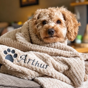 Personalised pet blanket, custom embroidered dog/cat puppy/kitten soft cosy waffle blanket. 100x75cm