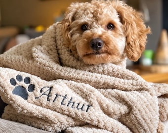 Personalised pet blanket, custom embroidered dog/cat puppy/kitten soft cosy waffle blanket. 100x75cm
