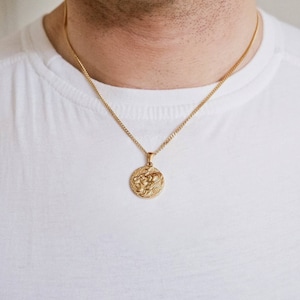Lion of Judah Gold Pendant Necklace: Mens Christian Jewelry