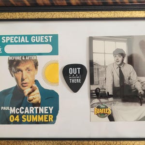 Paul McCartney Beatles  Genuine Signed Autographed Photo Card + guitar pick VIP pass framed display COA