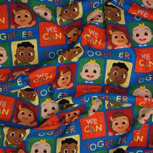 Cocomelon Fabric, Together Block Kids Licensed by David Textiles, Inc Novelty Cotton Fabric, JJ Fabric, Cody and Nina Cocomelon, imagem 3