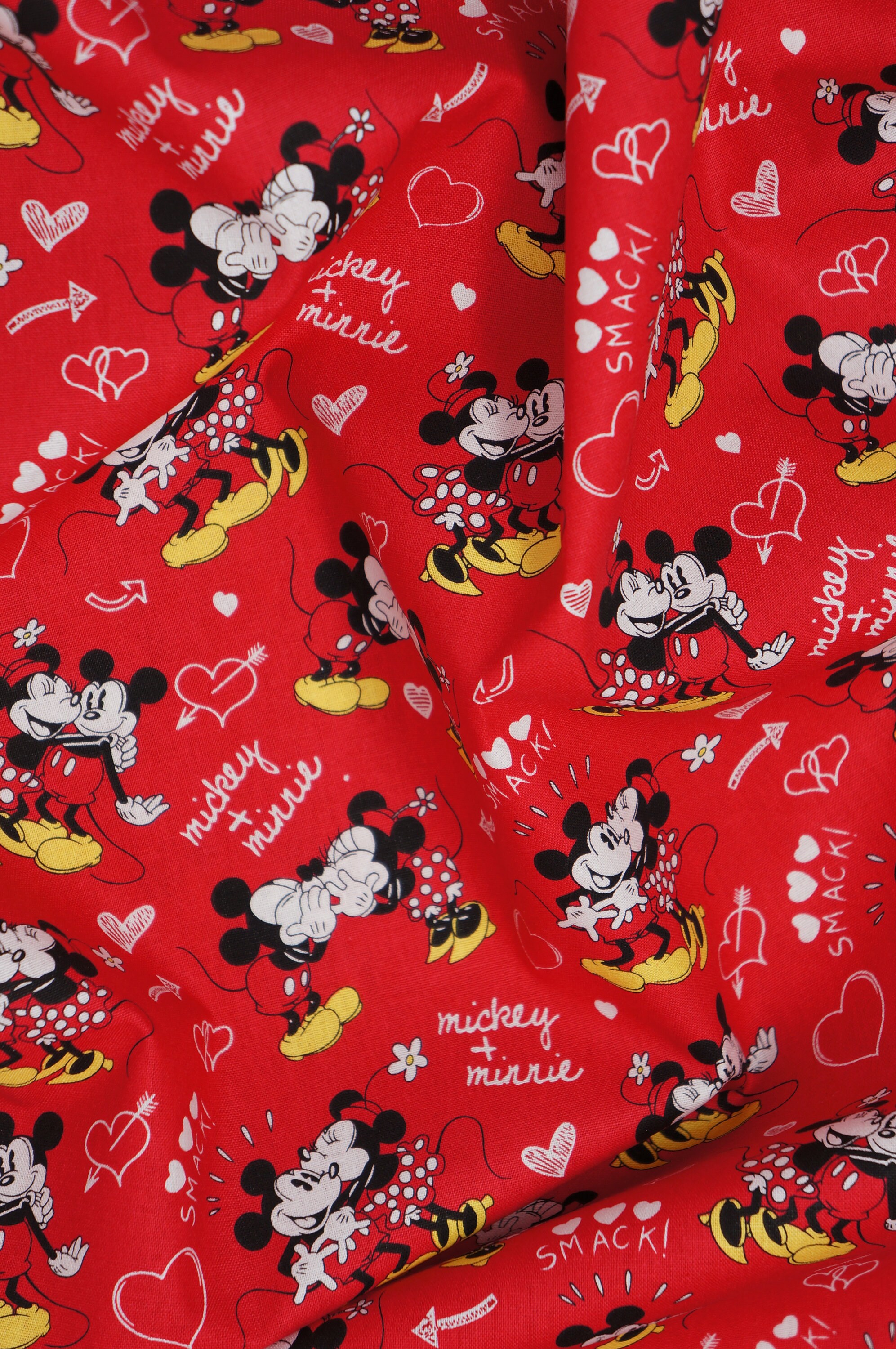 Camelot Fabrics Mickey and Minnie Valentine Fabric to Sew