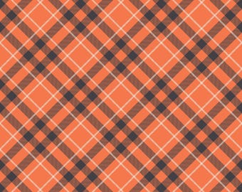 Halloween Plaid Fabric, Hey Bootiful Plaid Orange by Riley Blake Quilting Cotton Fabric, Orange and Black Plaid, Halloween Bias Plaid