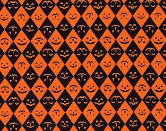 Tissu Arlequin d'Halloween, costumes de Valet de Carreau et toiles d'araignée par Club Hauer, coton à quilter d'Halloween PWRH116.ORANGE