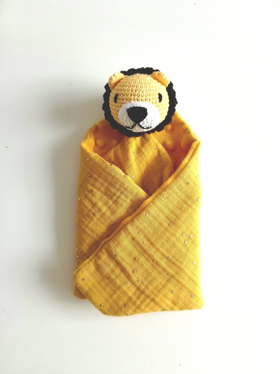 Doudou Lion Petit Roi de la Savane en Crochet - Peluche Faite Main
