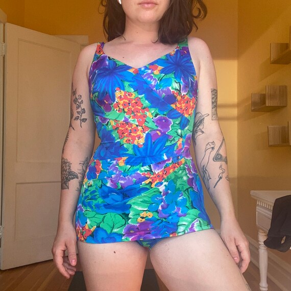 Roxanne swimsuit 196070/'s Roxanne Purple Floral Pin Up Rockabilly One Piece Swimsuit with Molded Cup Size 16 Bust 38B with Union Label