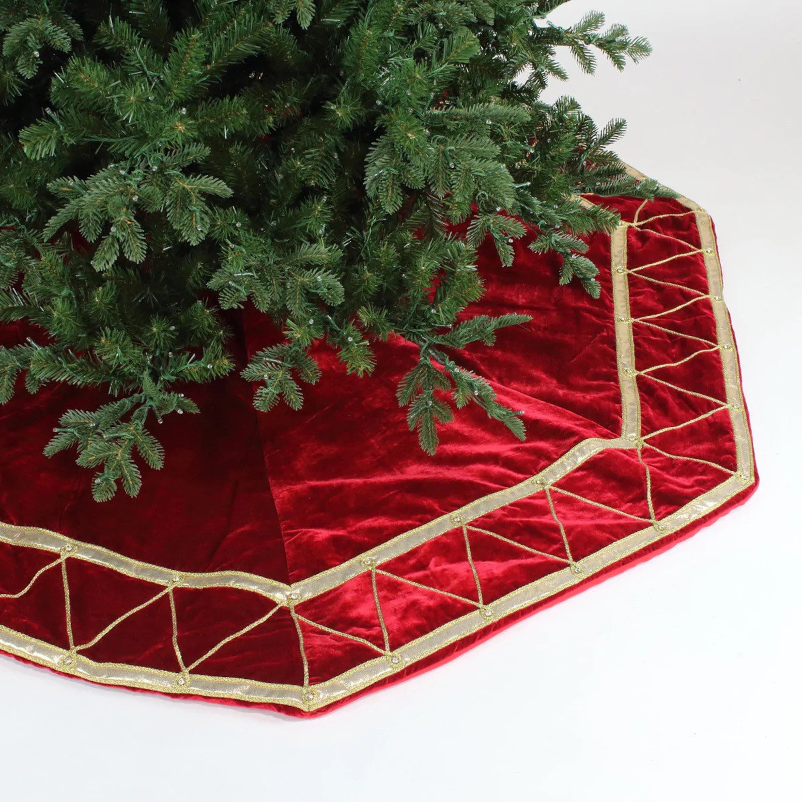 84 Nutcracker Velvet Tree Skirt Red and Gold. - Etsy