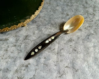 Antique Caviar Spoon with Mother of Pearl Inlay Horn Handle / Victorian Caviar Spoon