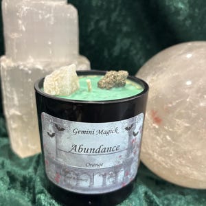 Abundance Intention Candle | Crystal Candle | Luck, Prosperity, Wealth | Witchy Candle | Money Candle | Spiritual Candle | Candle Magick