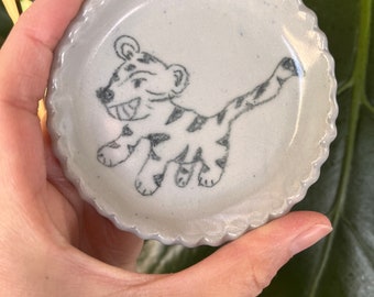 tiger handmade trinket/ring/jewellery dish - cute ceramics, pottery