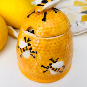 ceramic honey jar with bee details handmade, handpainted ceramics image 5