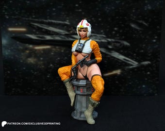 Star Wars Pilot Girl Figurine (Unpainted Model Kit)