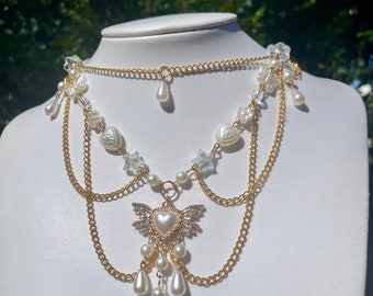 The ‘Angelic Pearl’ necklace