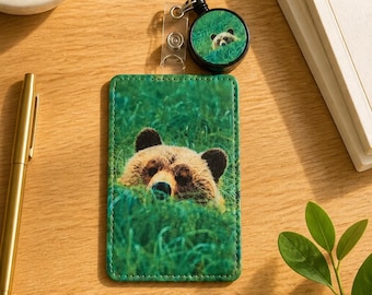 Wildlife Badge Reel with Holder – Retractable ID Accessory (4.13"x2.76")
