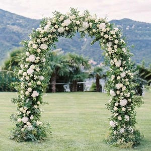 Arco di fiori di rose verdi artificiali, arco di fiori per matrimoni, composizione floreale per matrimoni, arco di ghirlande di fiori, decorazioni per eventi di feste di matrimonio