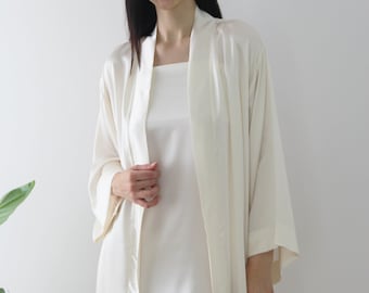 Ivory White Silk Kimono / Bridal Silk Kimono Robe / Pure Silk Kimono / Loungewear / Comfy HomeWear / Nightgown / Bridesmaid dress / Handmade