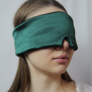 Emerald Silk Eye Mask / Sleep Mask, Deep Sleep & Anti Ageing, 100% Pure Organic Silk Sleeping Band image 1