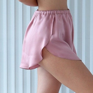 Pink Silk Shorts, 100% Silk Pink Shorts, Silk Bottom, Classy Panty, Tulip Shorts, Bridal Short, Personalized Design, Handmade Lingerie