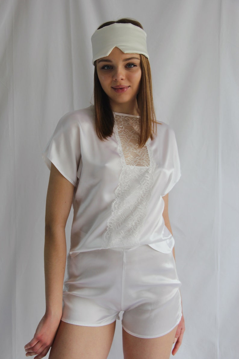 White Silk Lace Camisole & Shorts Set 100 Silk Sleepwear Etsy