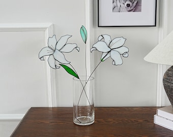 White Lily stained glass artificial flowers.Lily glass flower.Mother day gift.Console Table decor.Table flower decor.Home decor.Lily art