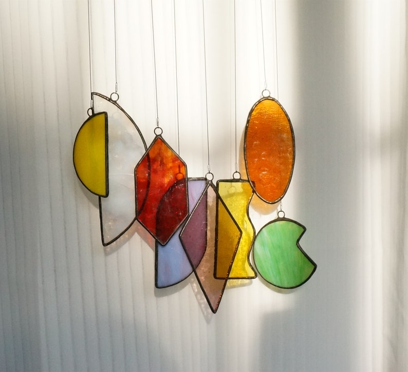 Benutzerdefinierte Buntglas Suncatcher Fensterbehang,Stain Glas Dekor,Fenster Glas Kunst,Geometrie Kunst,Minimalismus Wohnkultur,Glas Suncatcher Bild 8