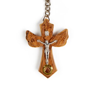 Porte-clés Jésus En Bois D'olivier Véritable - Fabriqué à La Main à Bethléem - Dimensions 6.5x4.5 Cm - Avec Croix Gravée Et Certificat De Bénédiction - Cadeau Chrétien