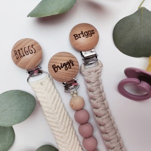 Personalized Pacifier Clip / Macrame Pacifier Clip / Paci Clip / Personalized Baby Gifts / Custom Pacifier Clip / Engraved Wood / Boho Baby