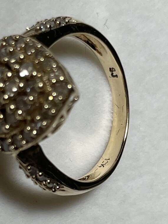 10K Gold Diamond Ring Size 7 - image 7