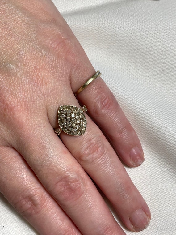 10K Gold Diamond Ring Size 7 - image 6