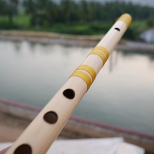 Flûte traversière en bambou naturel - Flûte traversière bansuri ut# moyenne - Flûte traversière professionnelle hindoustani en bambou C# moyenne - 440 Hz/432 Hz