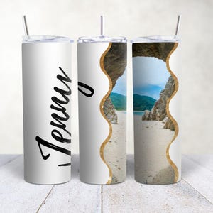 Tumbler sottile dritto conico da 20 once, download digitale PNG, carta strappata, design con paesaggio sulla spiaggia, personalizzato
