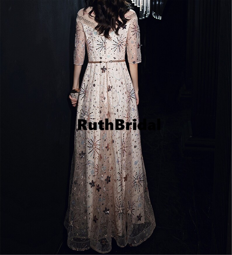 V-neck design. Elegant dress Banquet evening dress women Lace loop Wedding dress Champagne Party Evening Dress