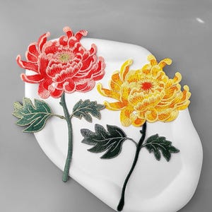 Weiche Chrysantheme Aufnäher zum Aufnähen, chinesischer gestickter Applikations-Patch, bunte Blumen-Flicken für Hemden-Jeans-Jacken-Kleid-110 x 170 mm